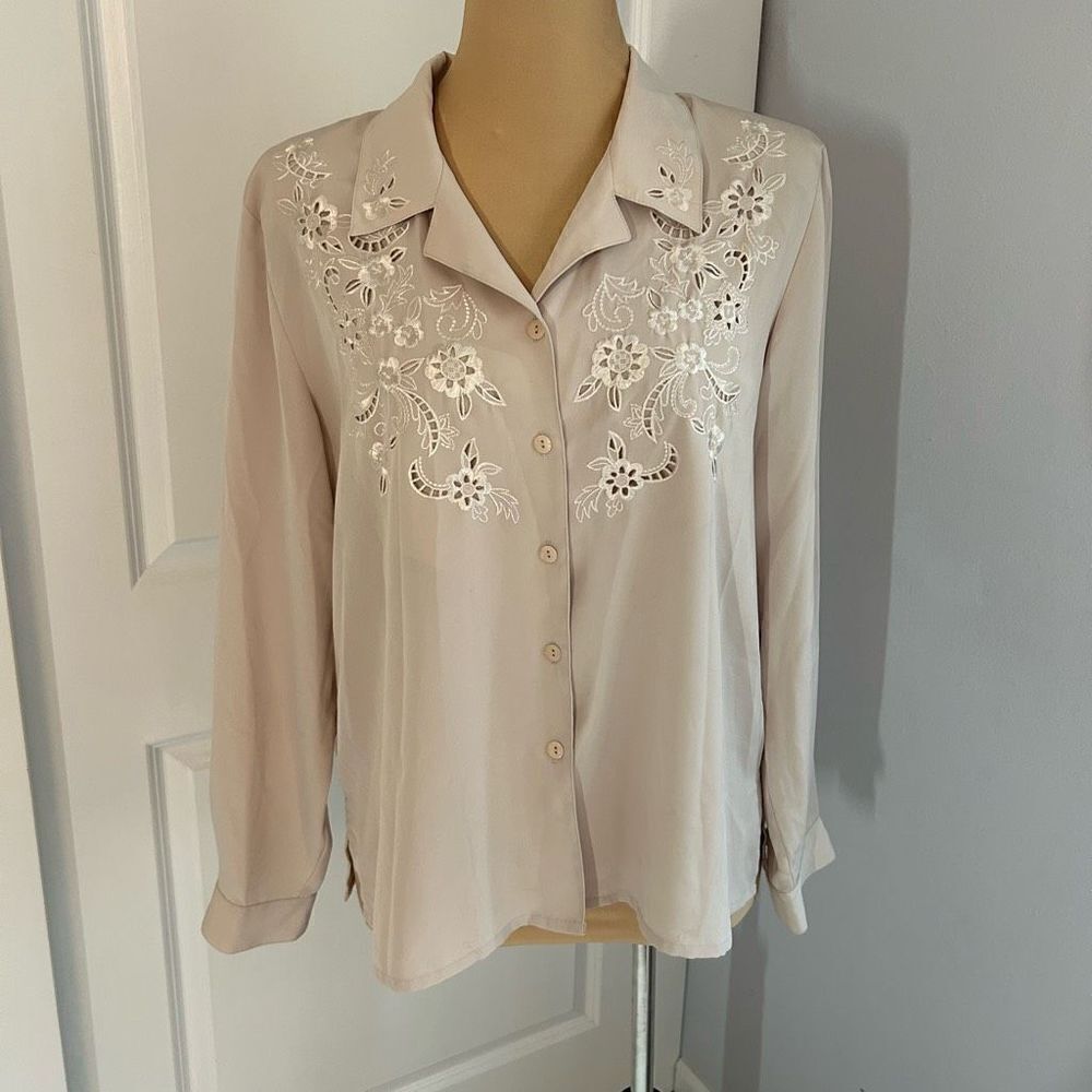K.C. Studio Vintage Tan Floral Button Down Blouse
